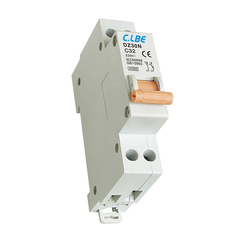 DZ30-32 Miniature Circuit Breaker